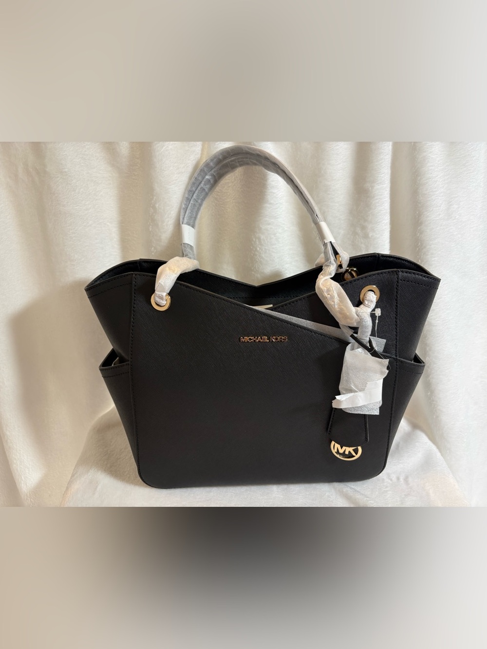 *NWT* MICHAEL KORS Jet Set Large Saffiano Leather Shoulder Bag - Black